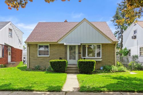 3448 77th St, Milwaukee, WI 53219-3819