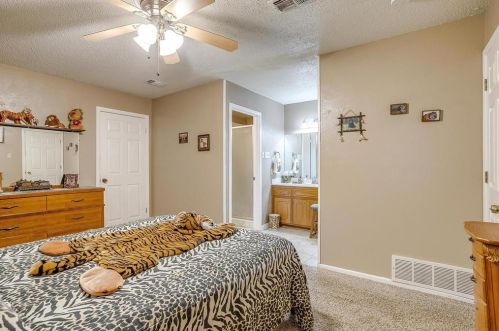 149 Suzanne Ter, Burleson TX 76028-5617 exterior