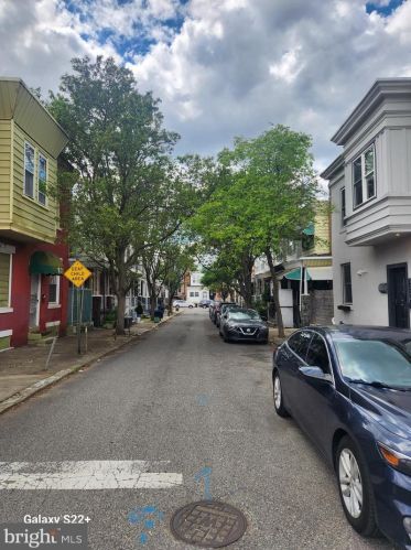 1329 26 St, Philadelphia PA 19146-4402 exterior