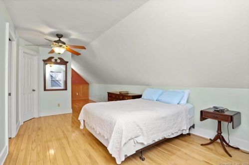 34 Nells Rd, Milford CT 06460-5444 exterior