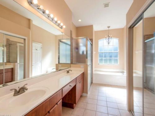 761 20 Ave, Naples FL 34120-6324 exterior