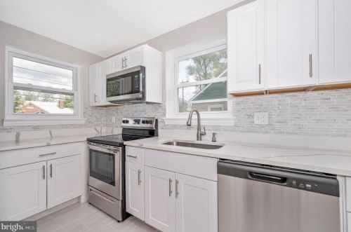 4 Hamilton Ave, Silver Spring MD  20901-3411 exterior