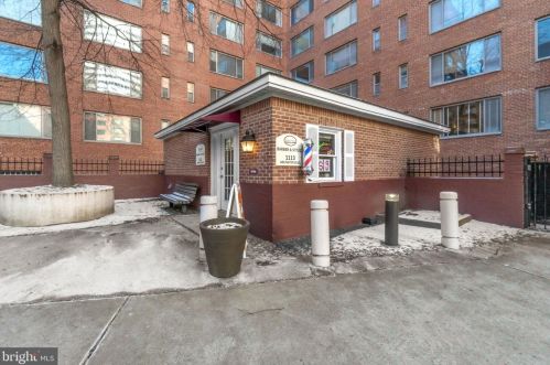 1021 Arlington Blvd, Arlington VA  22209-2225 exterior