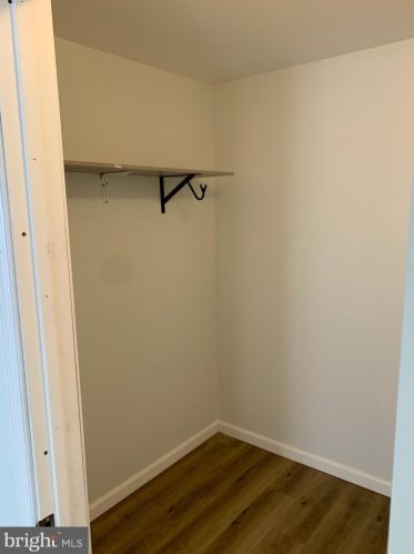 2101 Marshall St, Philadelphia PA 19122-1406 exterior