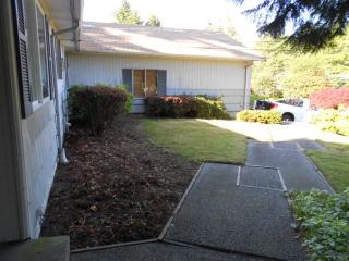 11005 25th Ave, Seattle WA  98146-1953 exterior