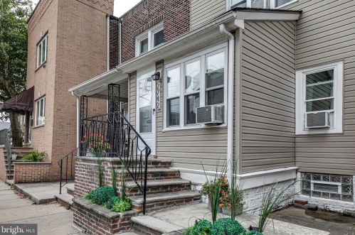 2742 11 St, Philadelphia PA 19148-4902 exterior