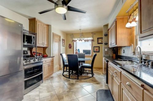 4540 68th St, Milwaukee, WI 53220-3916