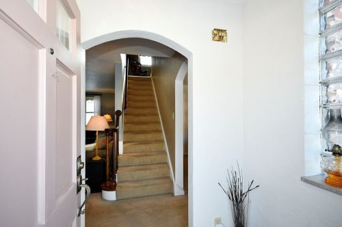 197 Temona Dr, Pittsburgh, PA 15236-4260