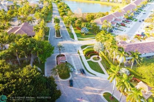 8446 Via Serena, Boca Raton, FL 33433-2237