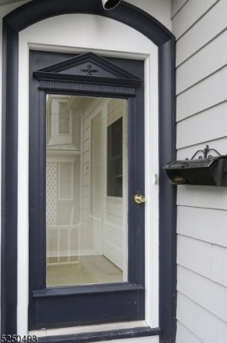 24 Montague Pl, Montclair NJ  07042-2808 exterior