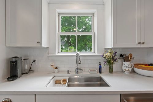 66 Atkinson St, Dover NH 03820-3731 exterior