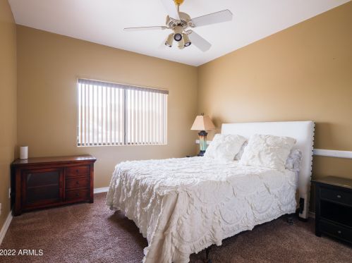 26506 11th Ave, Phoenix AZ  85085-1894 exterior