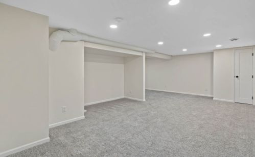 6035 Darnel Ave, Milwaukee WI  53223-3555 exterior