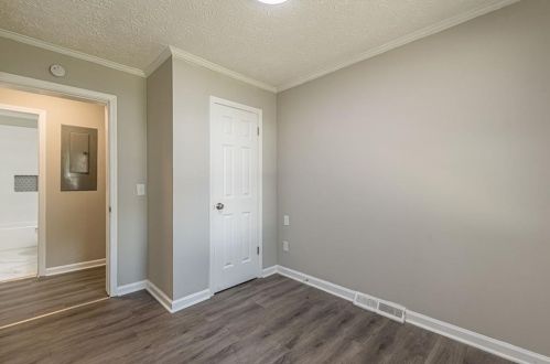 3250 Mount Gilead Rd, Atlanta GA  30311-5202 exterior