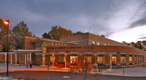 2555 Holman Ave, Silver Spring MD  20910-1143 exterior