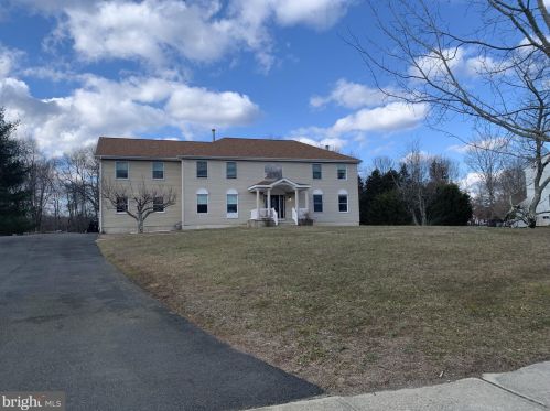 6 Kari Ct, Jackson Twp NJ 08527-1377 exterior