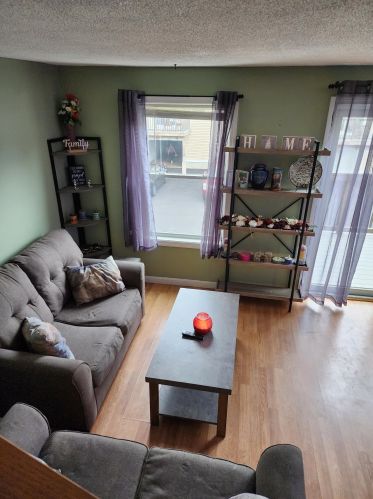 84 Modena Dr, Concord NH  03303-1550 exterior