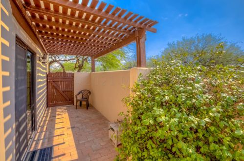 5428 Francisco Loop, Tucson AZ  85712-1388 exterior