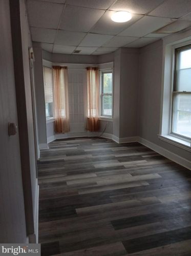 3908 Girard Ave, Philadelphia, PA 19104-1108