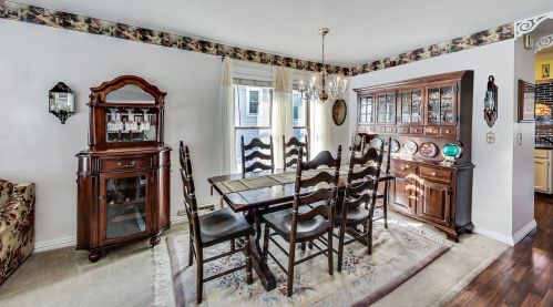 5950 Ozanam Ave, Chicago IL 60631-2235 exterior