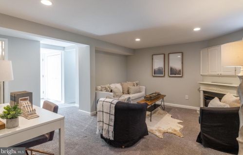 5 Maple St, Alexandria VA 22301-2603 exterior