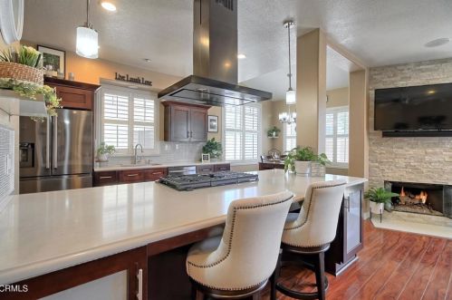 2062 Avila Pl, Oxnard, CA 93036-8256