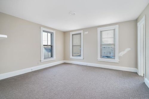 53 Fort Point St, Norwalk CT 06855-1212 exterior