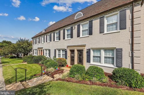 3816 W St, Washington, DC 20020-1314