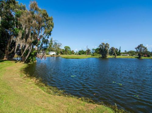 36 Del Prado St, Fort Pierce FL 34952-2850 exterior