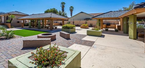 9961 Desert Aire Dr, Tucson AZ 85730-3803 exterior