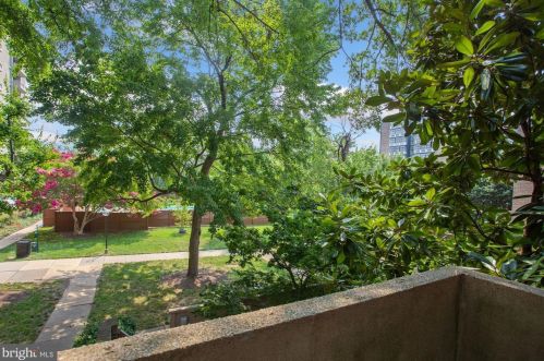 321 N St, Washington DC 20002-3429 exterior