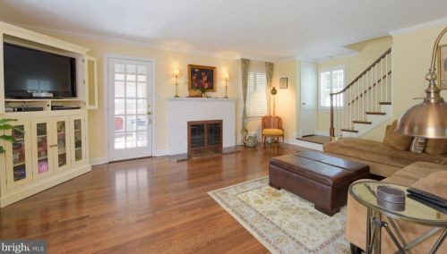 4433 1 St, Arlington VA 22204-1314 exterior