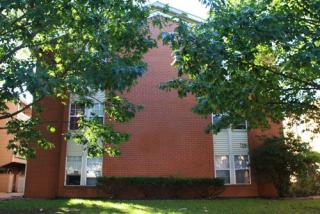 105 Daniel St, Champaign IL  61820-6083 exterior