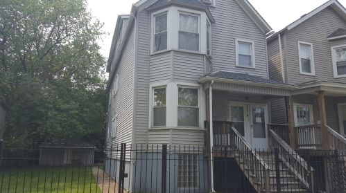 8214 Marquette Ave, Chicago IL  60617-2049 exterior