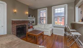 6 Phillips St, Boston MA  02114 exterior