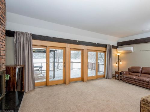 520 Glenbrook Ave, Saint Paul MN 55128-6505 exterior