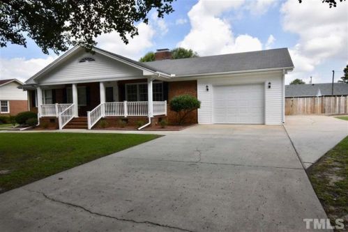 100 Marion Dr, Erwin, NC 28339-2908