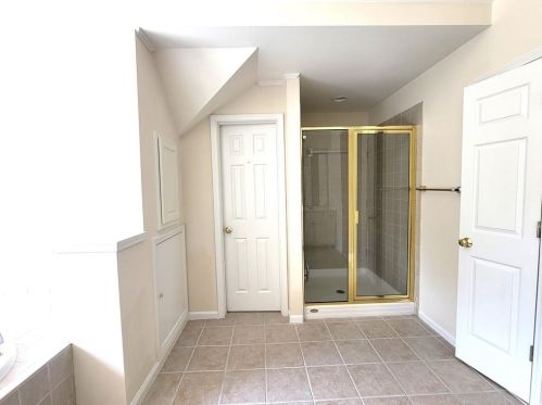 1080 Maycroft Knl, Lithonia GA 30078-7736 exterior