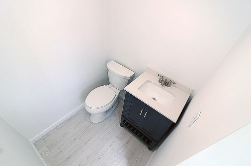 405 Conifer Dr, Lacey NJ  08731-1925 exterior