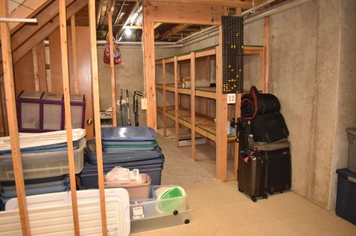 4226 Redbush Dr, Wyoming MI exterior