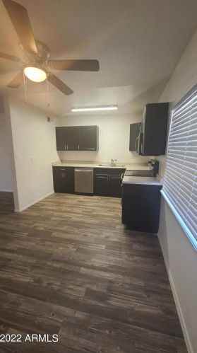 1843 46 Ave, Phoenix AZ 85031-3720 exterior