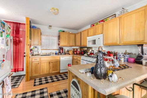 6024 Rafter Circle St, Tucson AZ  85713-4365 exterior