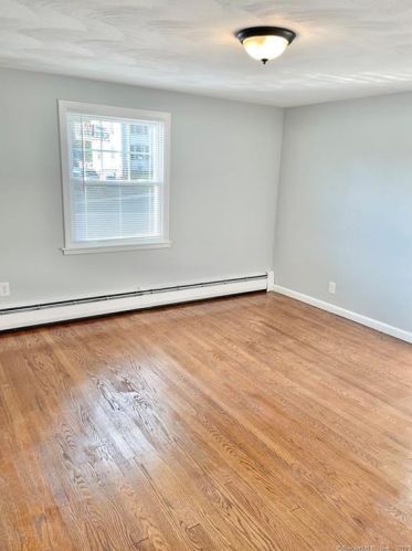 258 Bassett St, New Britain CT  06051-3438 exterior