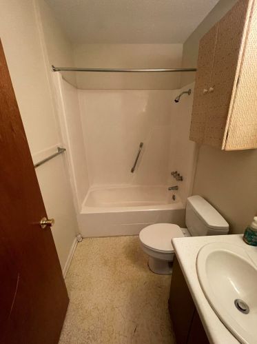 154 Royal Palm Ave, Defuniak Springs FL 32433-7553 exterior