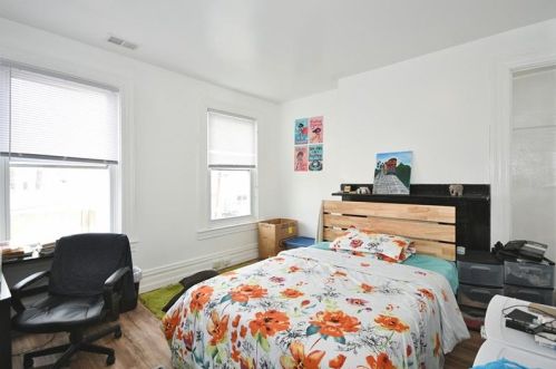 224 Ophelia St, Pittsburgh PA 15213-4230 exterior