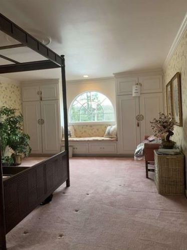 195 Vernon Dr, Pittsburgh PA 15228-1114 exterior