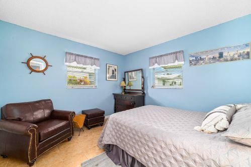 2181 Congress Blvd, Boynton Beach FL 33426-5321 exterior