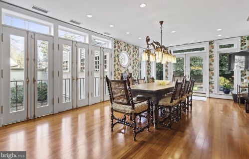 3005 45th St, Washington DC 20016-3528 exterior