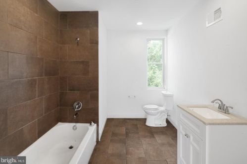 2558 18 St, Philadelphia PA 19132-3813 exterior