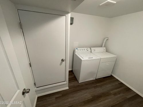 8189 20th St, Tucson AZ  85710-5960 exterior